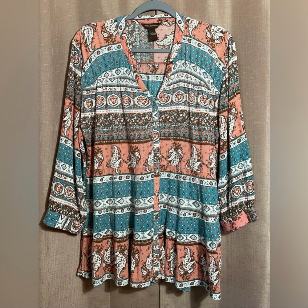 Bit & Bridle Large Teal and Pink Western Button Down Shirt GUC